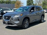 Used 2023 Nissan Rogue S image 2