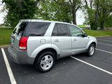 Used 2004 Saturn Vue 2WD V6 image 2