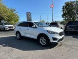 Used 2017 Kia Sorento LX w/ LX Convenience Package image 2