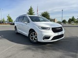 Certified 2022 Chrysler Pacifica Limited image 2