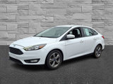 Certified 2018 Ford Focus SE w/ SE Appearance Package image 5