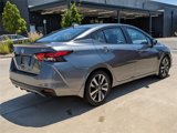 Used 2020 Nissan Versa SR image 5
