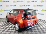 Used 2023 Kia Soul LX image 5