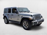 Used 2018 Jeep Wrangler Unlimited Sahara image 3