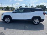 Used 2022 GMC Terrain SLE w/ Driver Convenience Package image 3