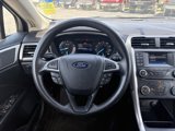 Used 2017 Ford Fusion SE image 6