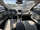 Used 2017 GMC Terrain SLT image 3