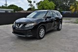 Used 2016 Nissan Rogue S image 2