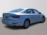 Used 2021 Volkswagen Jetta SE image 4