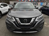 Used 2018 Nissan Rogue S image 2