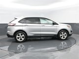 Used 2018 Ford Edge SE image 3