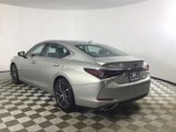 Used 2022 Lexus ES 350 w/ Premium Package image 5