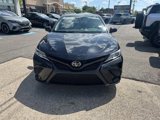 Used 2020 Toyota Camry SE image 2