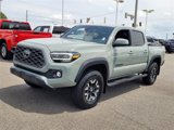 Used 2022 Toyota Tacoma TRD Off-Road image 3