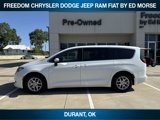 Used 2023 Chrysler Voyager LX image 2