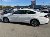 Used 2023 Hyundai Sonata SEL w/ Winter Weather Package image 2