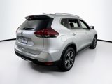 Used 2019 Nissan Rogue SV w/ Premium Package image 5