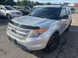 Used 2013 Ford Explorer XLT image 2