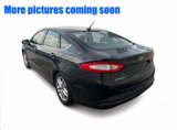 Used 2015 Ford Fusion SE image 2