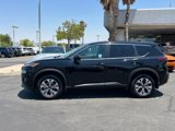 Used 2022 Nissan Rogue SV image 3