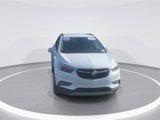 Used 2020 Buick Encore Essence image 2