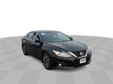 Used 2016 Nissan Altima 2.5 SL w/ 2.5 Technology Package image 3