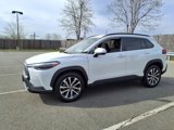 Used 2022 Toyota Corolla Cross XLE image 3