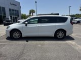 Used 2023 Chrysler Voyager LX image 5