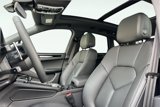 New 2025 Porsche Macan image 5