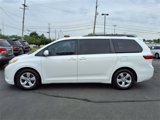 Used 2015 Toyota Sienna LE image 4