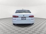 Used 2022 Volkswagen Passat 2.0T SE image 6