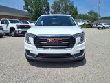 Used 2022 GMC Terrain SLE w/ Driver Convenience Package image 2
