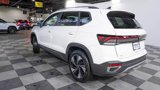 New 2025 Volkswagen Taos SE image 5