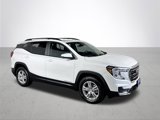 Used 2023 GMC Terrain SLE w/ Driver Convenience Package image 4