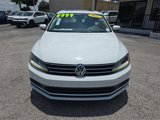 Used 2017 Volkswagen Jetta SE image 2