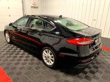 Used 2019 Ford Fusion SE image 2