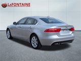 Used 2018 Jaguar XE Premium image 3