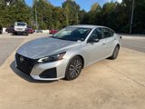 Used 2024 Nissan Altima 2.5 SV image 2