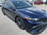 Used 2022 Toyota Camry SE image 2