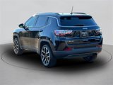 Used 2021 Jeep Compass Limited w/ Elite Exterior Group image 3