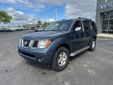 Used 2005 Nissan Pathfinder SE w/ (P01) Se Premium Pkg image 2