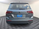Certified 2022 Volkswagen Tiguan SE image 5