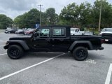 Used 2024 Jeep Gladiator Sport image 4