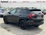Used 2022 GMC Terrain SLE w/ Driver Convenience Package image 4