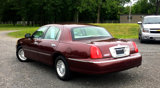 Used 2001 Lincoln Town Car Executive image 3