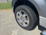 Used 2010 Ford F150 XLT image 4