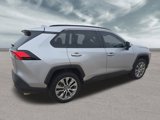 Used 2022 Toyota RAV4 XLE Premium image 3