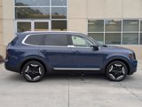 Used 2023 Kia Telluride EX w/ EX Captain's Chair Package image 4