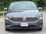 Used 2020 Volkswagen Jetta SE image 2