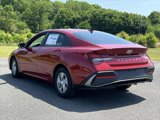 New 2025 Hyundai Elantra SE image 3